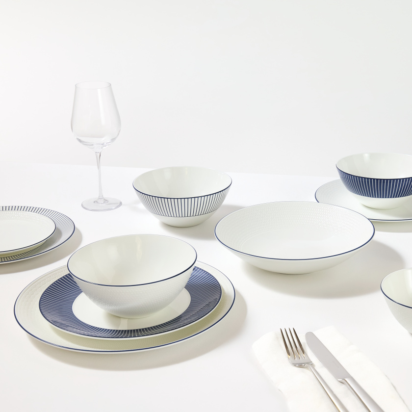 Stolovan&iacute; mix anglick&yacute; kostn&iacute; porcel&aacute;n Gio Blue Wedgwood