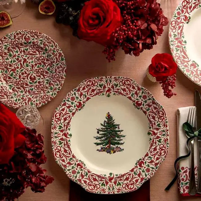 Yuletide Talíř scalloped 27 cm